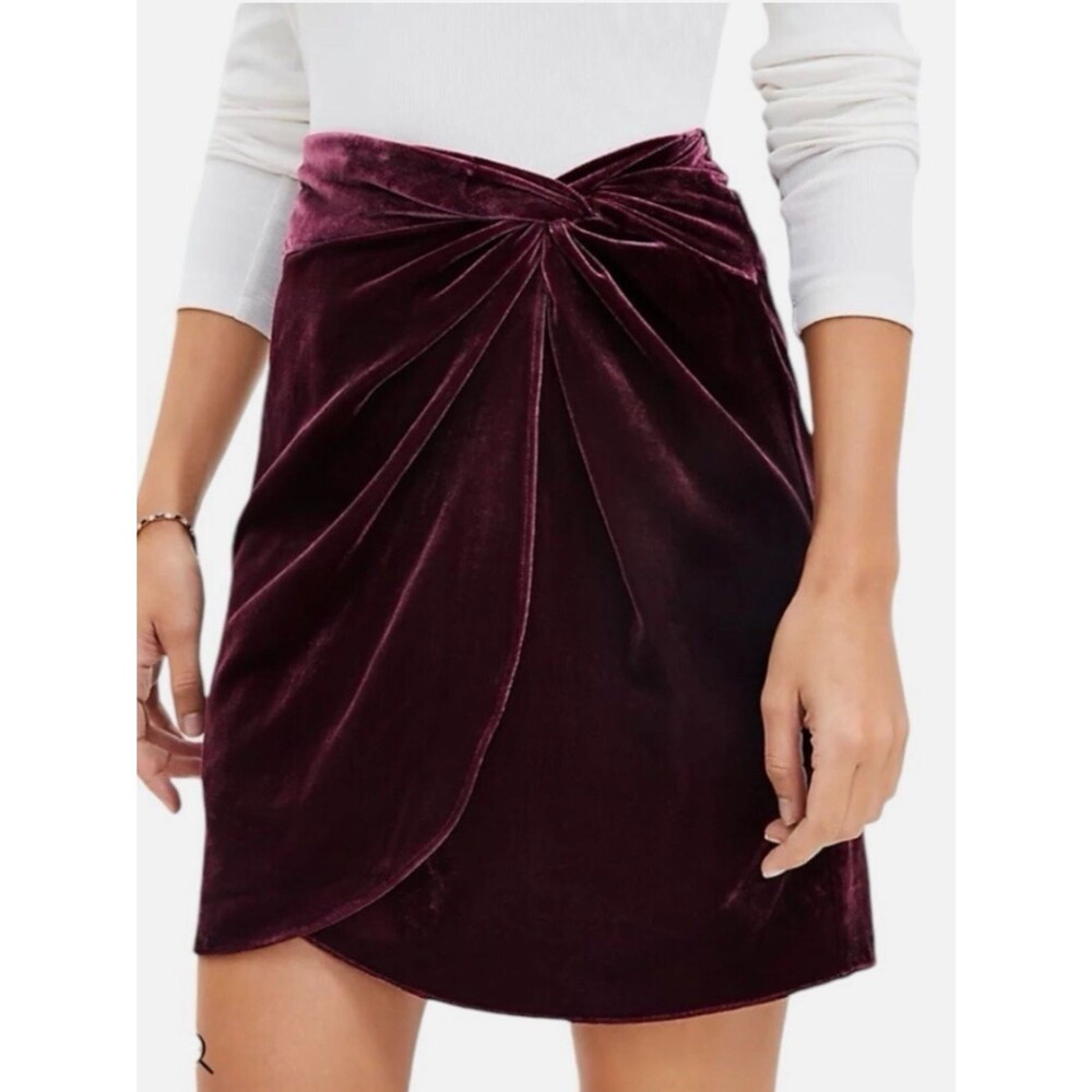 Loft High-Waisted Velvet Twist Shift Skirt Crushed Blackberry Size 4